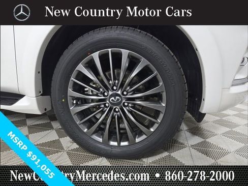 Used 2023 INFINITI QX80 Sensory w/ Cargo Package image 2