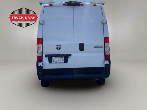 Used 2024 RAM ProMaster 2500 FWD image 5