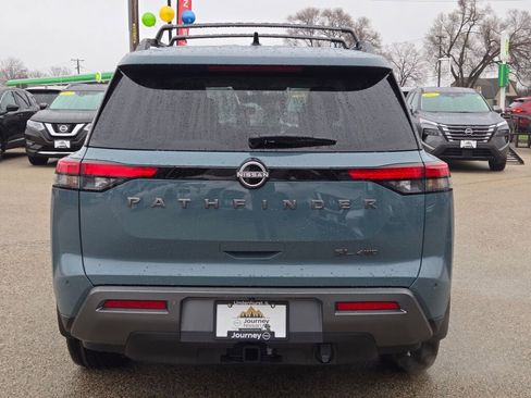 New 2026 Nissan Pathfinder SL AWD/4WD image 11