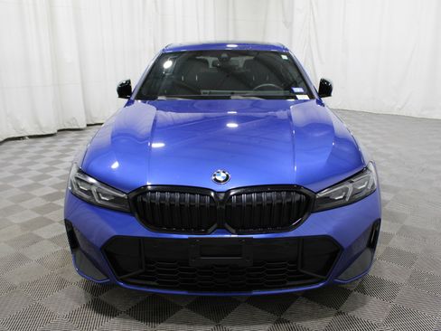 Used 2023 BMW 330i Sedan w/ M Sport Package image 38