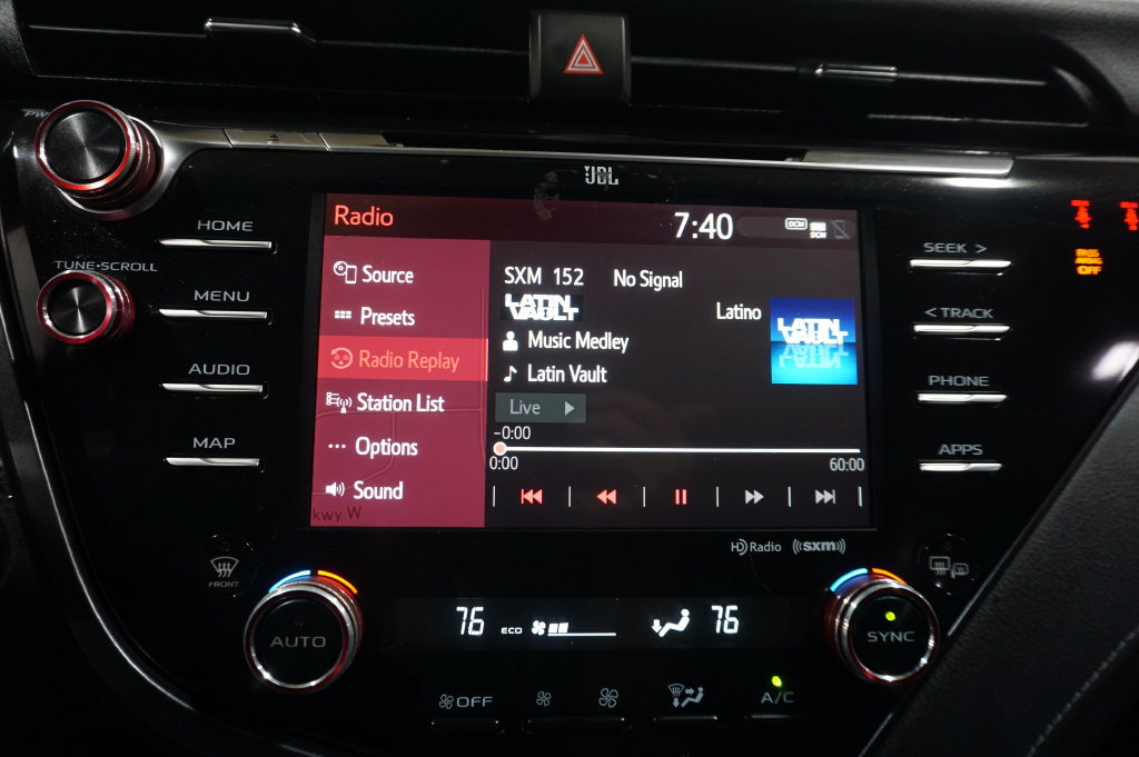 Used 2019 Toyota Camry XSE w/ Navigation Package FWD image 12