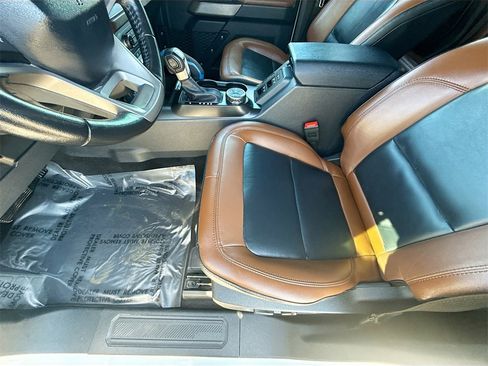 Used 2023 Ford Bronco Outer Banks image 19
