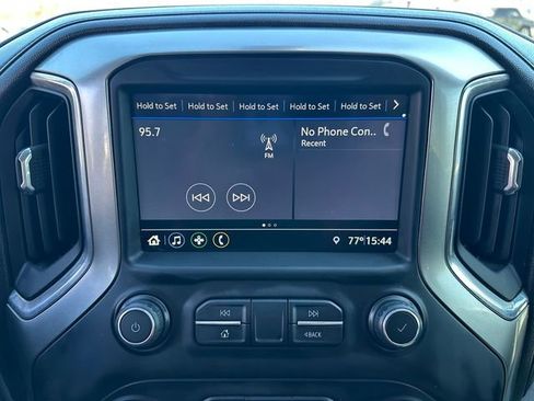 Used 2019 Chevrolet Silverado 1500 LT Trail Boss w/ Convenience Package image 18