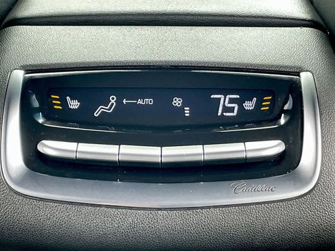 Certified 2024 Cadillac XT6 Premium Luxury w/ Technology Package image 23