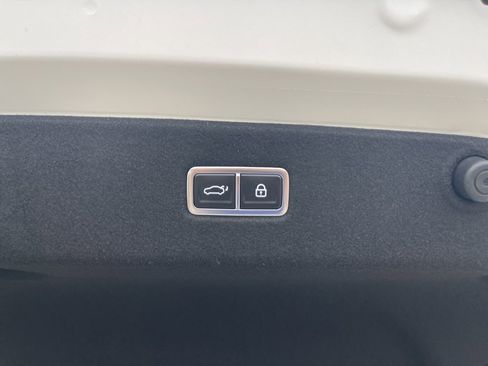 New 2025 Hyundai Ioniq 6 SE image 14