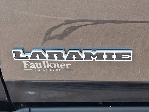 Used 2020 RAM 1500 Laramie AWD/4WD image 31