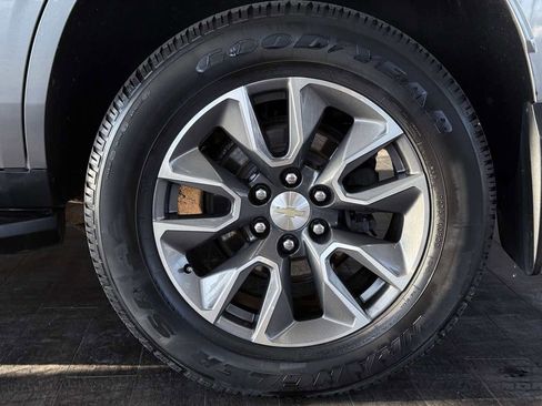 Used 2021 Chevrolet Tahoe LT w/ LT Signature Plus Package AWD/4WD image 32