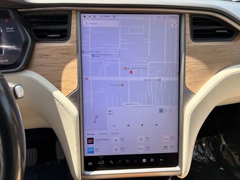 Used 2019 Tesla Model X AWD/4WD image 14