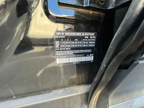 Used 2025 Mercedes-Benz GLB 250 image 9