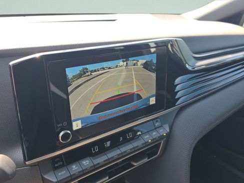 Certified 2025 Toyota Camry SE FWD image 17