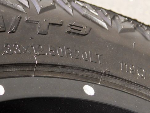 Used 2018 Chevrolet Silverado 1500 LTZ image 37