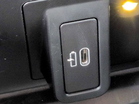 Certified 2023 BMW X3 xDrive30i w/ Premium Package image 32