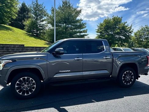 Used 2024 Toyota Tundra Limited AWD/4WD image 6