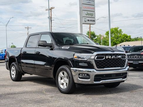 Certified 2025 RAM 1500 Big Horn AWD/4WD image 7