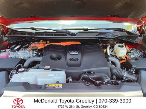 Used 2023 Toyota Tundra Platinum AWD/4WD image 25