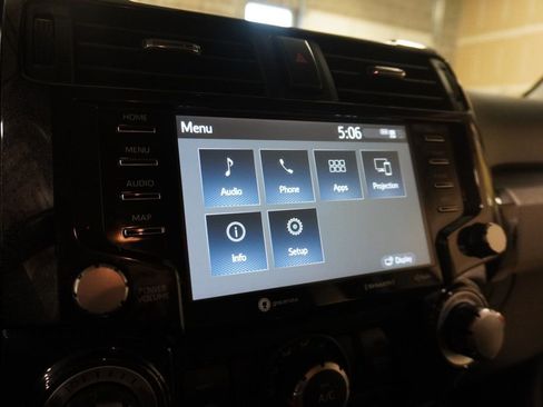 Used 2020 Toyota 4Runner TRD Off-Road image 13