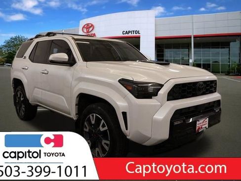 Used 2025 Toyota 4Runner TRD Sport image 1