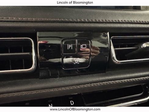 Certified 2022 Lincoln Aviator Reserve w/ Equipment Group 201A AWD/4WD image 61