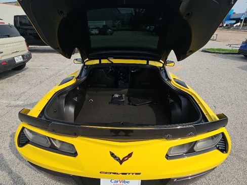 Used 2017 Chevrolet Corvette Z06 w/ Z07 Performance Package RWD image 25