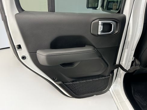 Used 2023 Jeep Wrangler Sahara w/ Cold Weather Group image 27