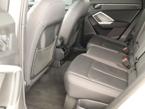 Used 2020 Audi Q3 2.0T Premium w/ Convenience Package AWD/4WD image 34