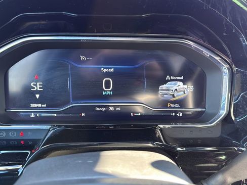 Used 2025 Chevrolet Silverado 1500 LT image 27