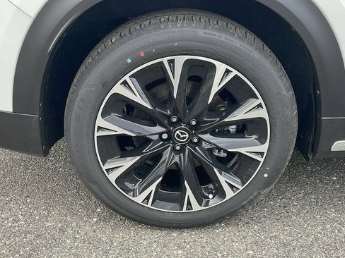 New 2026 MAZDA CX-90 Plug-In Hybrid w/ Premium Plus image 33