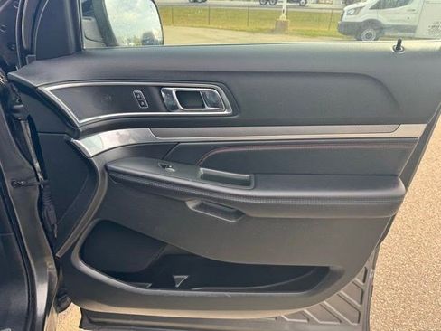 Used 2017 Ford Explorer Sport w/ Equipment Group 401A image 37