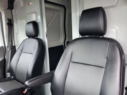Used 2023 Ford Transit 250 148 High Roof AWD image 12