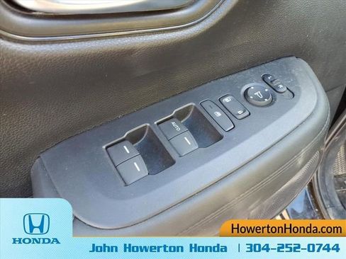 Used 2025 Honda HR-V LX image 14