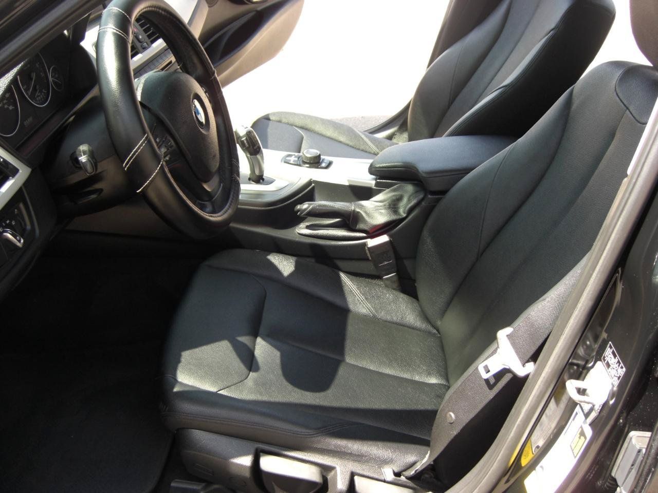 Used 2014 BMW 320i Sedan RWD image 17