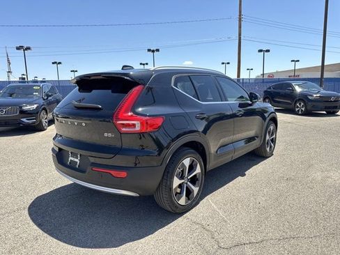 Certified 2025 Volvo XC40 B5 Core w/ Protection Package Premier AWD/4WD image 5