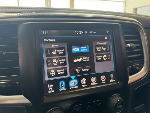 Used 2016 RAM 1500 Limited image 26