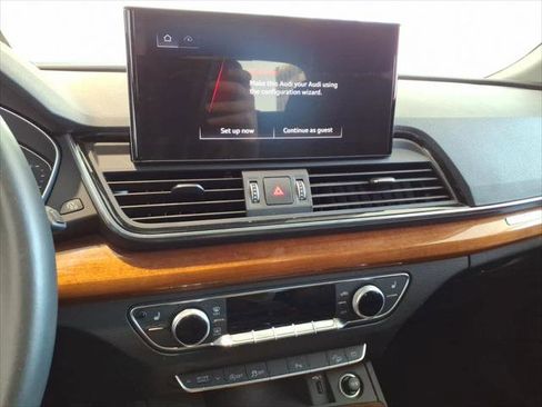 Certified 2023 Audi Q5 2.0T Premium w/ Convenience Package AWD/4WD image 13
