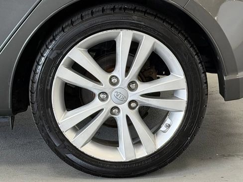 Used 2013 Kia Forte SX w/ Leather Pkg FWD image 8