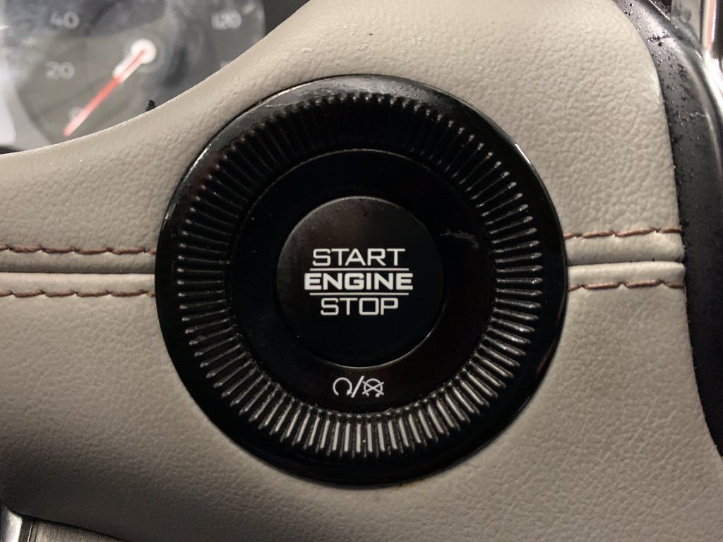 Used 2022 Jeep Compass Limited AWD/4WD image 26