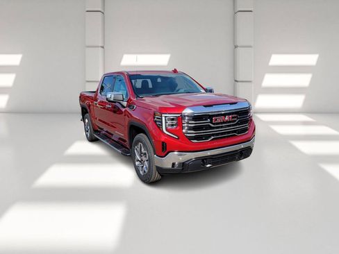 New 2026 GMC Sierra 1500 SLT image 3