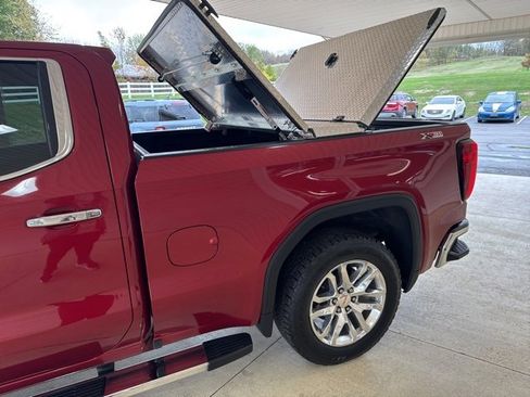 Used 2020 GMC Sierra 1500 SLT w/ SLT Premium Package image 17