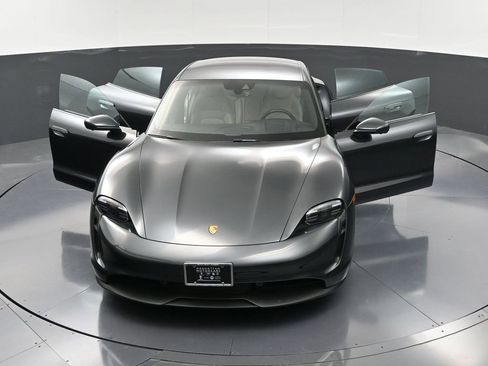 Certified 2022 Porsche Taycan image 36