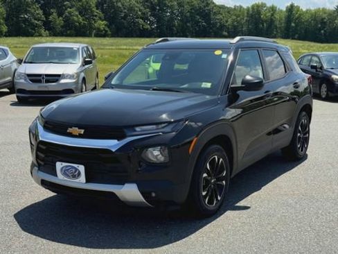 Used 2023 Chevrolet TrailBlazer LT FWD image 4