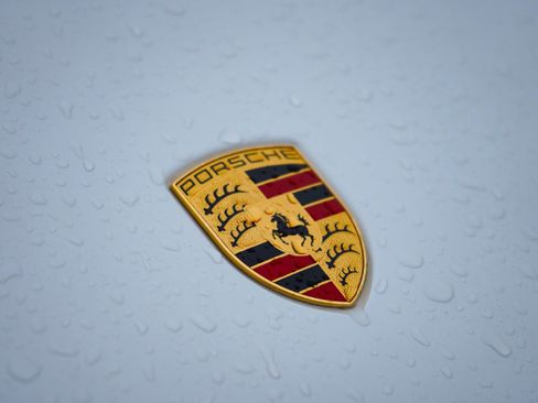 Used 2019 Porsche 911 Carrera T image 8