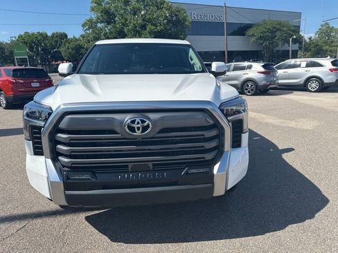 Used 2023 Toyota Tundra Limited AWD/4WD image 2