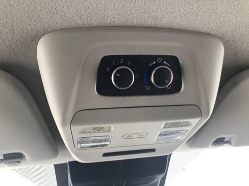 Used 2023 Ford Transit 350 XLT image 29