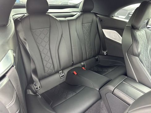 Used 2020 BMW M8 Convertible image 16