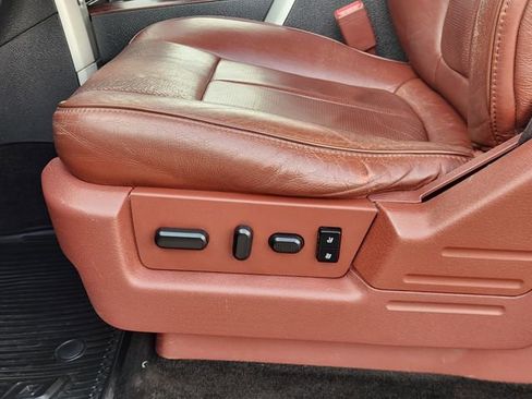 Used 2014 Ford F150 King Ranch w/ King Ranch Luxury Package image 22