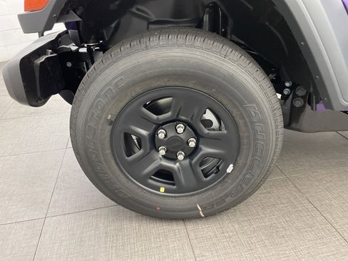 New 2026 Jeep Gladiator Sport image 8