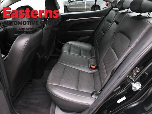 Used 2020 Hyundai Elantra Limited w/ Winter Weather Package FWD image 24