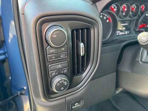 Used 2024 Chevrolet Silverado 1500 Custom image 20