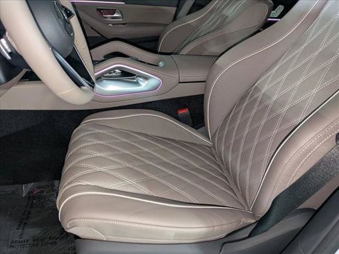 New 2026 Mercedes-Benz Maybach GLS 600 4MATIC image 4