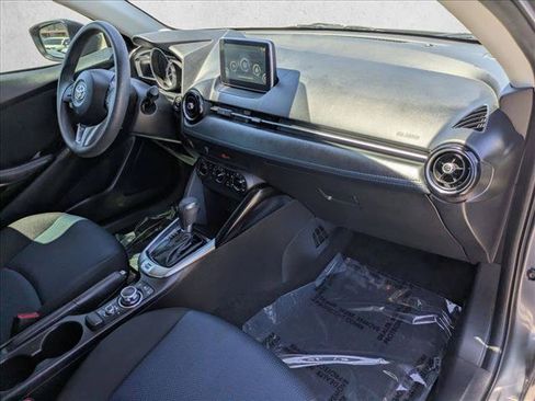 Used 2018 Toyota Yaris iA FWD image 21